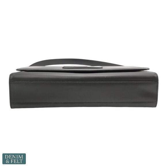 Gucci Vintage Black Smooth Leather Shoulder Bag/Purse 001 3063 G Logo Flap - Picture 5 of 16